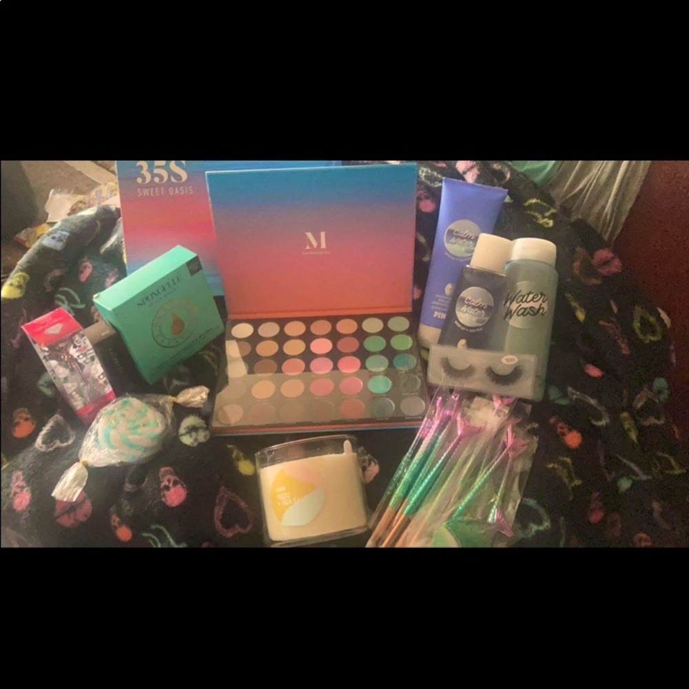 Make up mystery bags and boxes available!!